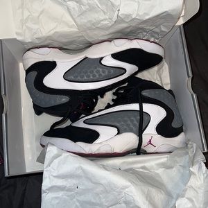 USED Woman’s Air Jordan OG’s